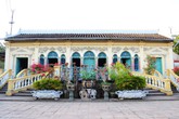 Khám phá 4 ngôi nhà cổ hơn trăm năm tuổi nổi tiếng ở miền Tây Khám phá 4 ngôi nhà cổ hơn trăm năm tuổi nổi tiếng ở miền Tây
