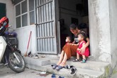 Nhiều uẩn khúc trong vụ thanh niên chết bất thường dưới chân cầu Phùng Nhiều uẩn khúc trong vụ thanh niên chết bất thường dưới chân cầu Phùng