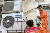 Thợ điều hòa kiếm nhiều triệu/ngày nắng nóng Thợ điều hòa kiếm nhiều triệu/ngày nắng nóng