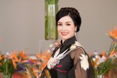 Hoa hậu Bùi Bích Phương: Vui với chiếc xe đạp và từ chối nhiều đại gia Hoa hậu Bùi Bích Phương: Vui với chiếc xe đạp và từ chối nhiều đại gia