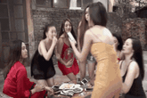 'Quỳnh búp bê': Thu Quỳnh tiết lộ bí quyết 'câu' được nhiều khách ngoài 'Quỳnh búp bê': Thu Quỳnh tiết lộ bí quyết 'câu' được nhiều khách ngoài