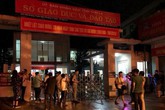 Cảnh sát bảo vệ nhiều tầng lớp trong đêm thứ 2 kiểm tra điểm thi bất thường ở Sơn La Cảnh sát bảo vệ nhiều tầng lớp trong đêm thứ 2 kiểm tra điểm thi bất thường ở Sơn La