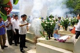 Sức sống vươn lên từ “chảo lửa, túi bom” Sức sống vươn lên từ “chảo lửa, túi bom”