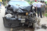 Thanh Hóa: Ô tô va chạm mạnh với xe máy khiến 2 vợ chồng tử vong Thanh Hóa: Ô tô va chạm mạnh với xe máy khiến 2 vợ chồng tử vong