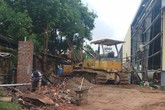 Thanh Hóa: 4 công nhân thương vong do sập tường rào Thanh Hóa: 4 công nhân thương vong do sập tường rào