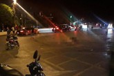 Đôi nam nữ bị xe container cán chết thương tâm trên đường Hà Nội Đôi nam nữ bị xe container cán chết thương tâm trên đường Hà Nội