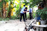 Khởi tố nghi phạm giết, giấu xác bé gái dưới chậu kiểng Khởi tố nghi phạm giết, giấu xác bé gái dưới chậu kiểng