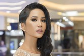 H'Hen Niê làm khán giả ngạc nhiên khi xuất hiện với mái tóc dài H'Hen Niê làm khán giả ngạc nhiên khi xuất hiện với mái tóc dài
