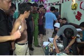 Hàng chục "dân chơi" bị tóm gọn khi sử dụng ma túy ở... trang trại Hàng chục "dân chơi" bị tóm gọn khi sử dụng ma túy ở... trang trại