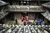Choáng ngợp trước biệt phủ 150 tỷ rộng hàng ngàn m² của "Vua Mèo" ở Hà Giang Choáng ngợp trước biệt phủ 150 tỷ rộng hàng ngàn m² của "Vua Mèo" ở Hà Giang