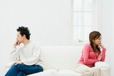 Vợ đòi ly dị và đem hai con đi nơi khác sau khi tôi làm ăn thất bại Vợ đòi ly dị và đem hai con đi nơi khác sau khi tôi làm ăn thất bại