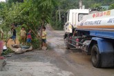 Tài xế “né” trạm BOT, ai là người gánh họa? (3): Xe tải “náo loạn” dân sinh Tài xế “né” trạm BOT, ai là người gánh họa? (3): Xe tải “náo loạn” dân sinh