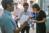 Bảy vấn đề gây tranh cãi về kỳ thi THPT quốc gia Bảy vấn đề gây tranh cãi về kỳ thi THPT quốc gia