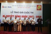 Trao giải cuộc thi “Bí quyết sống khỏe” Trao giải cuộc thi “Bí quyết sống khỏe”