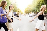 Muốn hạnh phúc hơn ư, vậy thì bạn hãy ngừng làm điều này ngay Muốn hạnh phúc hơn ư, vậy thì bạn hãy ngừng làm điều này ngay