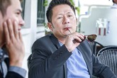 Bằng Kiều: “Tôi dở hơi, lạc hậu, quê mùa so với showbiz” Bằng Kiều: “Tôi dở hơi, lạc hậu, quê mùa so với showbiz”
