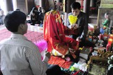 Anh chồng ly hôn vì chuyện chăn gối vợ cũng xem giờ Anh chồng ly hôn vì chuyện chăn gối vợ cũng xem giờ