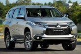 Ô tô 'hot' giảm giá 200 triệu: Sập sàn đón tháng cô hồn Ô tô 'hot' giảm giá 200 triệu: Sập sàn đón tháng cô hồn
