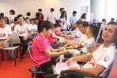 200 Đại lý và nhân viên AIA Việt Nam tham gia hiến máu nhân đạo 200 Đại lý và nhân viên AIA Việt Nam tham gia hiến máu nhân đạo