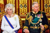 Bà Camilla từng bị Nữ hoàng Anh gọi là “người phụ nữ xấu xa” và đề nghị Thái tử Charles ly hôn vì không thể chấp nhận được nữa Bà Camilla từng bị Nữ hoàng Anh gọi là “người phụ nữ xấu xa” và đề nghị Thái tử Charles ly hôn vì không thể chấp nhận được nữa
