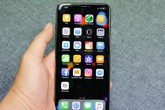 Mở hộp iPhone Xs Max đầu tiên tại Việt Nam Mở hộp iPhone Xs Max đầu tiên tại Việt Nam