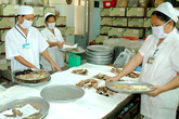 Kiên quyết đào tạo bác sĩ y học cổ truyền lấy chuẩn đầu ra làm thước đo kết quả Kiên quyết đào tạo bác sĩ y học cổ truyền lấy chuẩn đầu ra làm thước đo kết quả