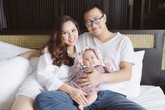 Chồng ca sĩ Bảo Trâm: "Niềm vui lớn nhất của tôi là được ngắm vợ chơi với con!" Chồng ca sĩ Bảo Trâm: "Niềm vui lớn nhất của tôi là được ngắm vợ chơi với con!"