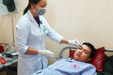 Bộ Y tế vào cuộc vụ bố bệnh nhi hành hung dã man 2 bác sĩ, cán bộ y tế ở Hà Tĩnh Bộ Y tế vào cuộc vụ bố bệnh nhi hành hung dã man 2 bác sĩ, cán bộ y tế ở Hà Tĩnh