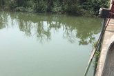 Sau khi uống rượu, nam thanh niên lao mình xuống sông tự vẫn Sau khi uống rượu, nam thanh niên lao mình xuống sông tự vẫn
