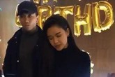Thái độ khó hiểu của Tim khi có mặt trong tiệc sinh nhật Trương Quỳnh Anh Thái độ khó hiểu của Tim khi có mặt trong tiệc sinh nhật Trương Quỳnh Anh