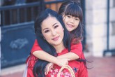 Đã lâu không xuất hiện, danh hài Thúy Nga lại khoe con gái theo cách này Đã lâu không xuất hiện, danh hài Thúy Nga lại khoe con gái theo cách này