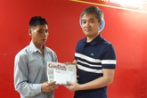 Gần 22 triệu đồng đến với bé bị sốc bỏng, bố mẹ mù lòa Gần 22 triệu đồng đến với bé bị sốc bỏng, bố mẹ mù lòa