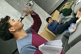 Lộ cảnh Xuân Bắc uống rượu khi tập Táo quân 2018 Lộ cảnh Xuân Bắc uống rượu khi tập Táo quân 2018