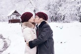 Bất ngờ dung nhan vợ trẻ xinh đẹp của diễn viên hài sở hữu biệt phủ đất Bắc Bất ngờ dung nhan vợ trẻ xinh đẹp của diễn viên hài sở hữu biệt phủ đất Bắc