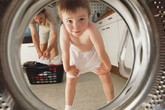Những tác hại người dùng ít biết khi dùng máy giặt không đúng cách Những tác hại người dùng ít biết khi dùng máy giặt không đúng cách