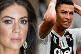 Cristiano Ronaldo bị tố cưỡng hiếp một phụ nữ, bị cảnh sát lệnh giao nộp mẫu ADN để điều tra khẩn Cristiano Ronaldo bị tố cưỡng hiếp một phụ nữ, bị cảnh sát lệnh giao nộp mẫu ADN để điều tra khẩn