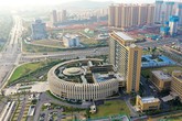Bệnh viện Trung Quốc bị chê cười vì giống bồn cầu Bệnh viện Trung Quốc bị chê cười vì giống bồn cầu
