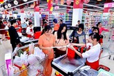 Doanh nghiệp 'đua nhau' tuyển lao động cận Tết lương 1 triệu đồng/ngày Doanh nghiệp 'đua nhau' tuyển lao động cận Tết lương 1 triệu đồng/ngày