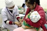 Bộ Y tế cảnh báo: Nguy cơ dịch sởi tái diễn trên quy mô lớn Bộ Y tế cảnh báo: Nguy cơ dịch sởi tái diễn trên quy mô lớn