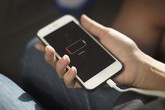 Mẹo tiết kiệm pin smartphone khi đi chơi Tết Mẹo tiết kiệm pin smartphone khi đi chơi Tết