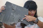 Mảnh vỡ tìm thấy ở Ấn Độ Dương có thể của máy bay MH370 Mảnh vỡ tìm thấy ở Ấn Độ Dương có thể của máy bay MH370
