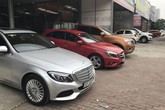 Ô tô cũ đắt hơn xe mới: Khắp chợ đìu hiu, dân buôn méo mặt Ô tô cũ đắt hơn xe mới: Khắp chợ đìu hiu, dân buôn méo mặt
