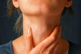 Căn bệnh ung thư liên quan đến hai 'món' cả triệu người Việt nghiện mê mẩn Căn bệnh ung thư liên quan đến hai 'món' cả triệu người Việt nghiện mê mẩn