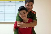Chàng trai suýt thiệt mạng trong đám cháy hội ngộ lính cứu hoả Chàng trai suýt thiệt mạng trong đám cháy hội ngộ lính cứu hoả