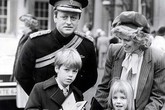 Cuộc hôn nhân đầu 21 năm của bà Camilla, mẹ kế Hoàng tử William - Harry Cuộc hôn nhân đầu 21 năm của bà Camilla, mẹ kế Hoàng tử William - Harry