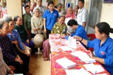 Xu hướng nữ hóa người cao tuổi Xu hướng nữ hóa người cao tuổi