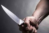 Bị "đụng chạm" cơ thể và đe doạ, nam thanh niên cướp dao sát hại đối phương Bị "đụng chạm" cơ thể và đe doạ, nam thanh niên cướp dao sát hại đối phương