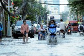 Xây đê bao kết hợp bãi đỗ xe, khu dịch vụ để chống ngập cho TP. Hồ Chí Minh Xây đê bao kết hợp bãi đỗ xe, khu dịch vụ để chống ngập cho TP. Hồ Chí Minh