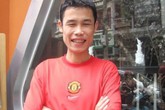 Hiệp Gà phủ nhận tin đồn cưới vợ lần 4, chỉ “làm màu" chụp ảnh cùng gái lạ Hiệp Gà phủ nhận tin đồn cưới vợ lần 4, chỉ “làm màu" chụp ảnh cùng gái lạ