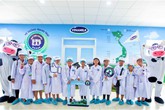 Vinamilk chính thức được chọn là nhà cung cấp sữa học đường tại tỉnh Vĩnh Long Vinamilk chính thức được chọn là nhà cung cấp sữa học đường tại tỉnh Vĩnh Long